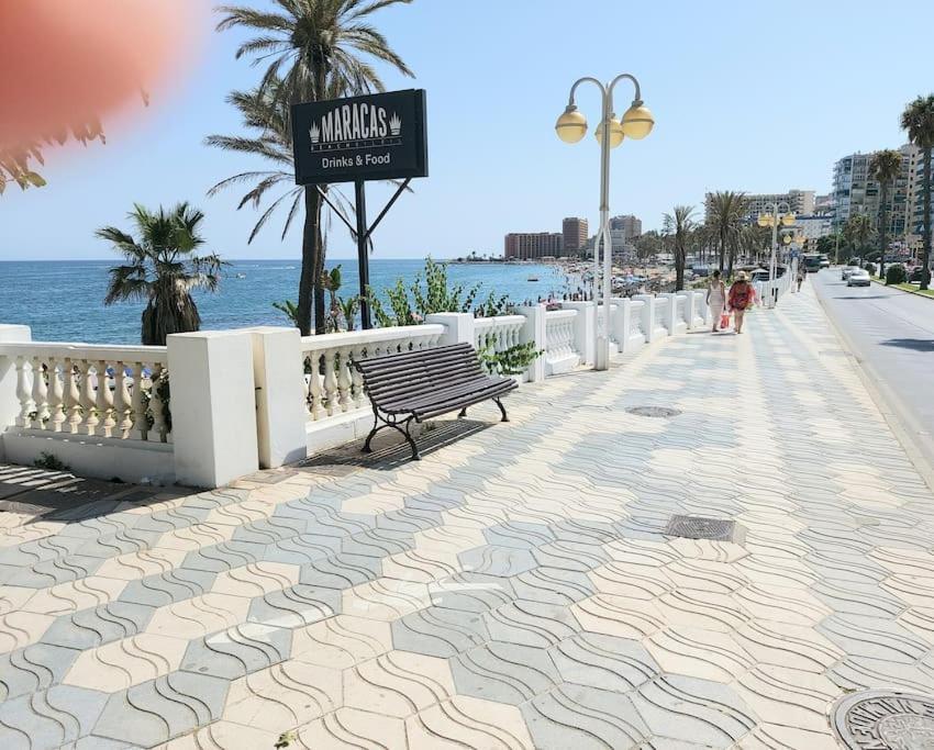 Lux. Frontbeach-Terrace. 5 Pools.Tv. 2 A.C.Netflix Benalmadena Exterior photo